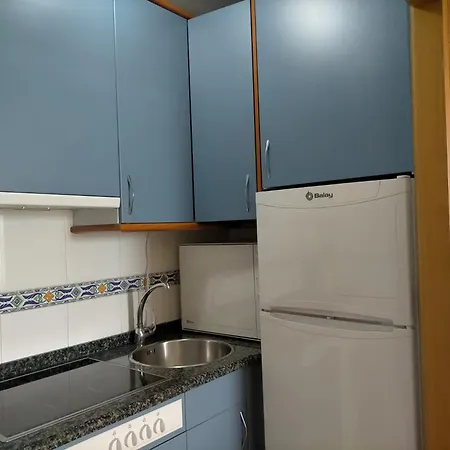 Enfoz Catedrales: Playa, Piscina Y Parking Foz