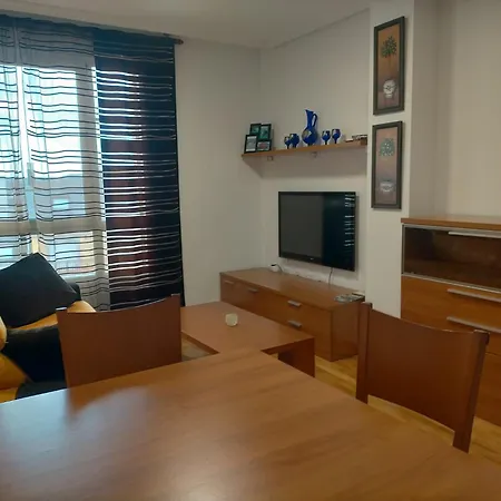 Enfoz Catedrales: Playa, Piscina Y Parking