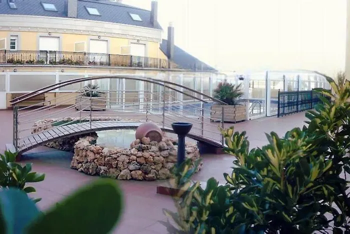 Enfoz Catedrales: Playa, Piscina Y Parking Apartment Foz
